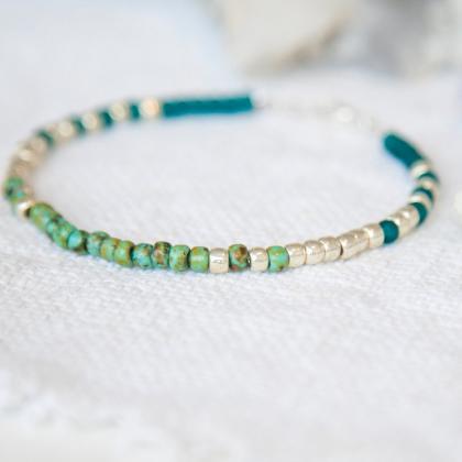Green Turquoise Glass Bead Bracelet