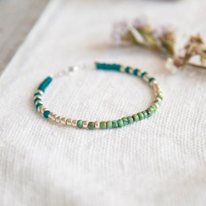 Green Turquoise Glass Bead Bracelet