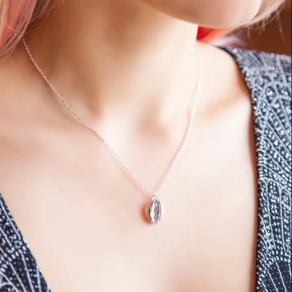 Minimalist Cowrie Shell Necklace