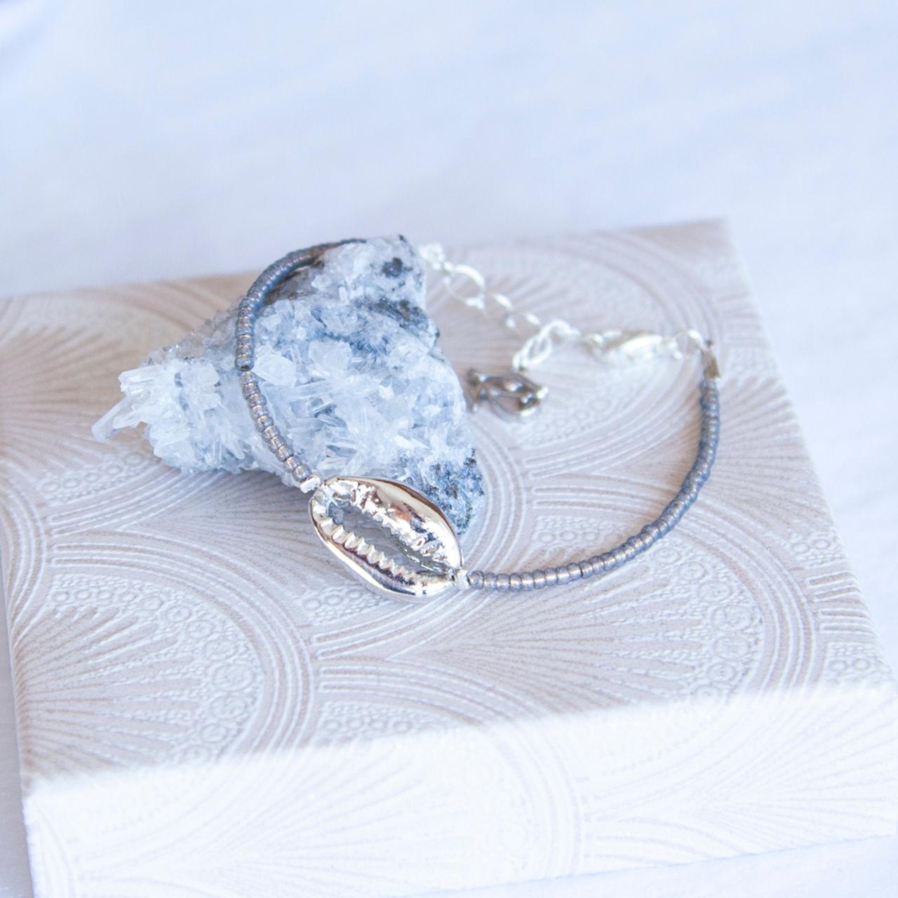 Silver Cowrie Shell Beaded Bracelet