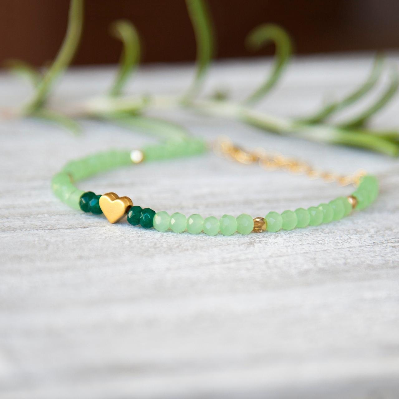 Gold Heart Emerald Jade Bracelet, Beaded Bracelet, Dainty Heart Bracelet, Green Gemstone Stacking Bracelet, Gift Adjustable Bracelet